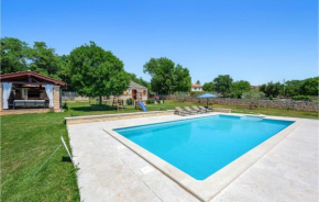 Nice Home In Cukrici With Outdoor Swimming Pool